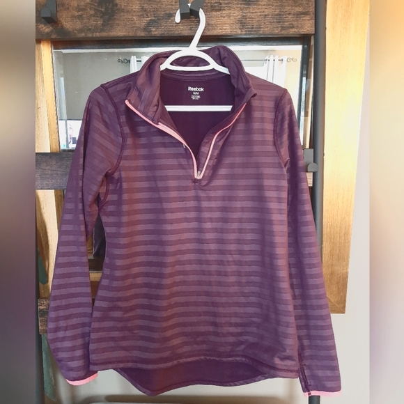 Reebok Women's Purple Athletic Shirt 1/4 front zip Size Medium - Picture 1 of 5